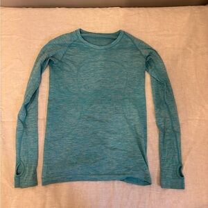 Lululemon Swiftly Tech Light Blue Long sleeve Size 8